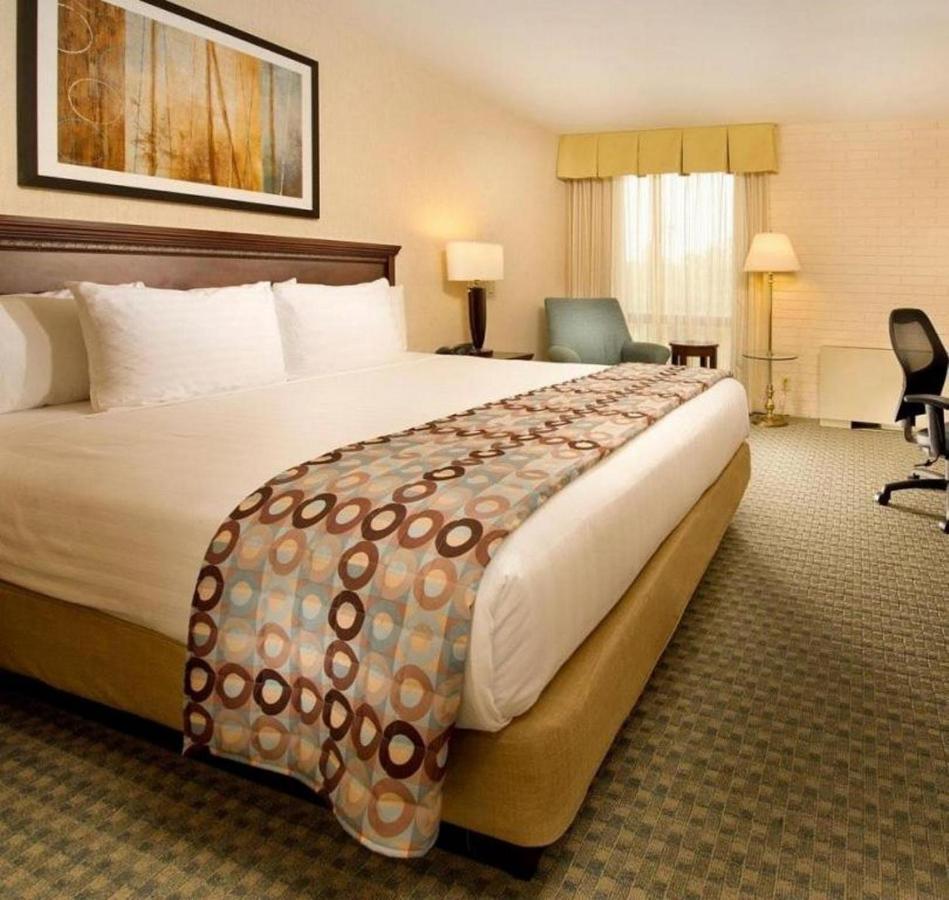 Hotel Lotus Kansas City Stadium Bagian luar foto
