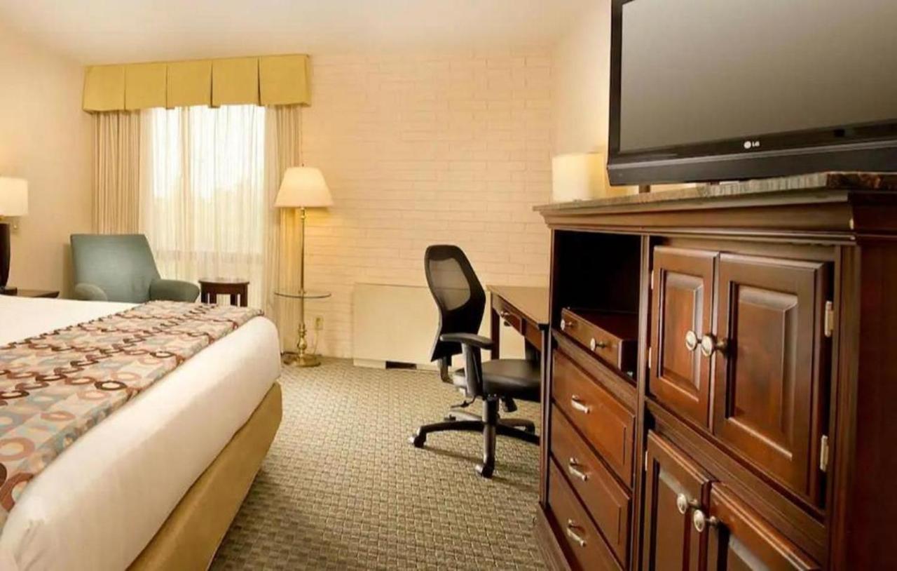 Hotel Lotus Kansas City Stadium Bagian luar foto
